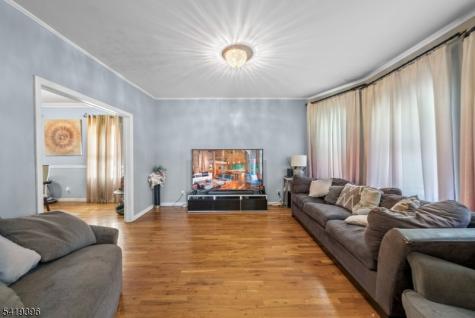 38 Nairn Place Newark NJ 07108