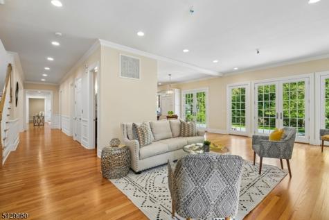 6 Grosvenor Road Millburn NJ 07078