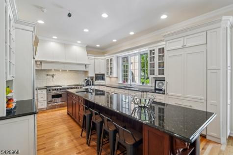 6 Grosvenor Road Millburn NJ 07078