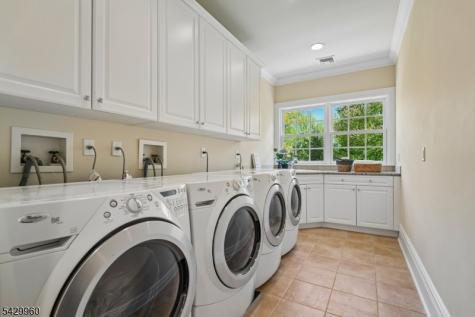 6 Grosvenor Road Millburn NJ 07078