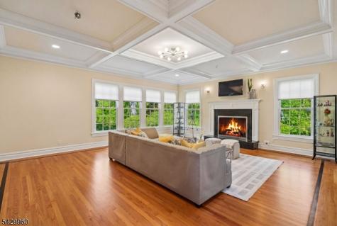 6 Grosvenor Road Millburn NJ 07078