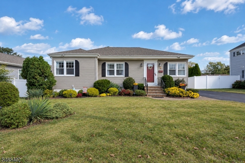 9 Shetland Drive Clark NJ 07066