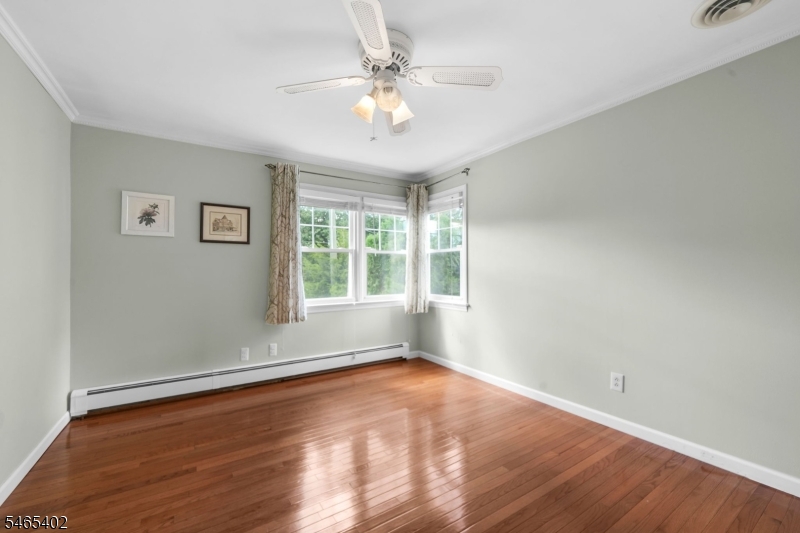 9 Shetland Drive Clark NJ 07066