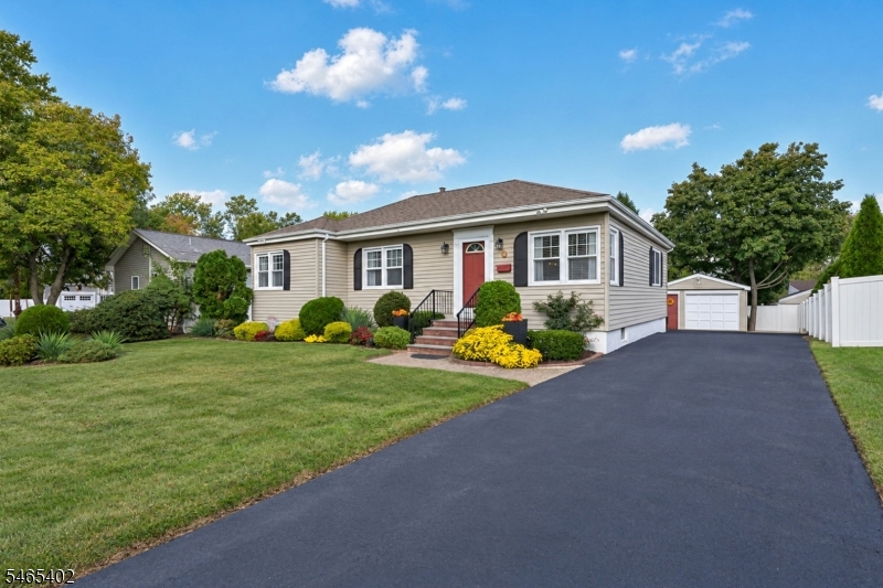 9 Shetland Drive Clark NJ 07066