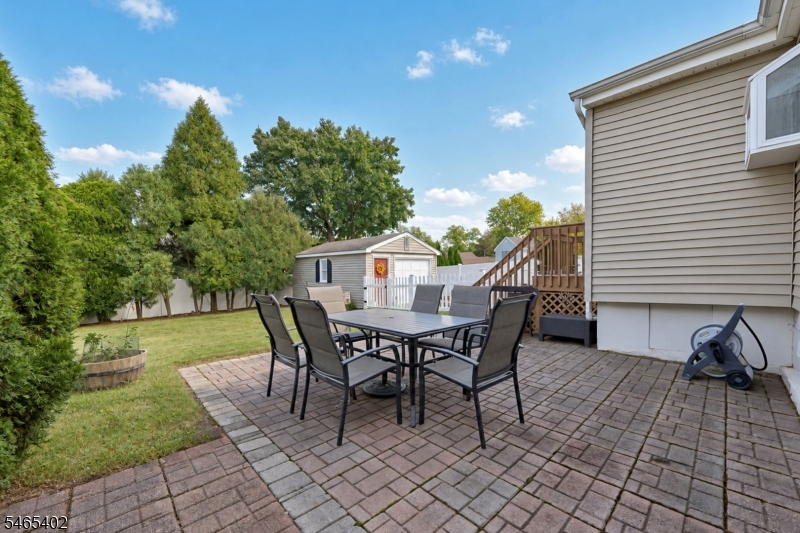 9 Shetland Drive Clark NJ 07066