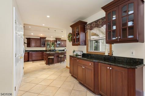 16 Barbara Way Wayne NJ 07470