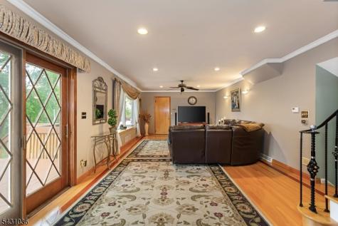 16 Barbara Way Wayne NJ 07470