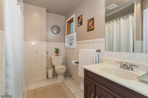 16 Barbara Way Wayne NJ 07470