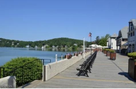 758 W Shore Trail Byram NJ 07871