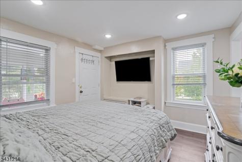 25 Woodland Avenue Nutley NJ 07110
