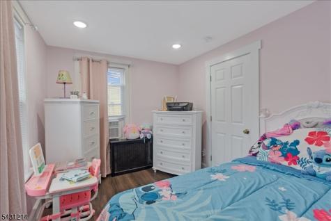 25 Woodland Avenue Nutley NJ 07110