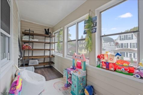 25 Woodland Avenue Nutley NJ 07110