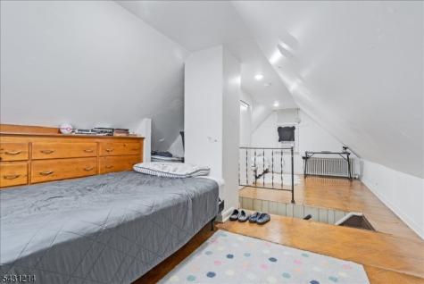 25 Woodland Avenue Nutley NJ 07110