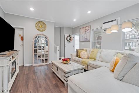 25 Woodland Avenue Nutley NJ 07110