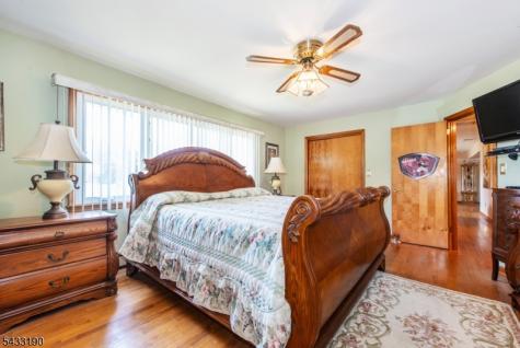 8 Carlos Drive Fairfield NJ 07004
