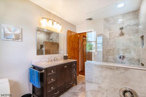 8 Carlos Drive Fairfield NJ 07004