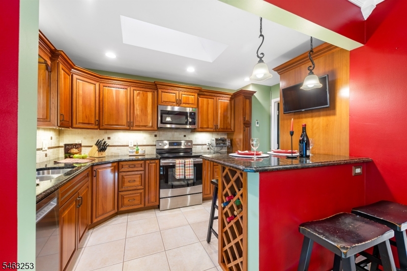 9 Mildred Avenue Hopatcong NJ 07874