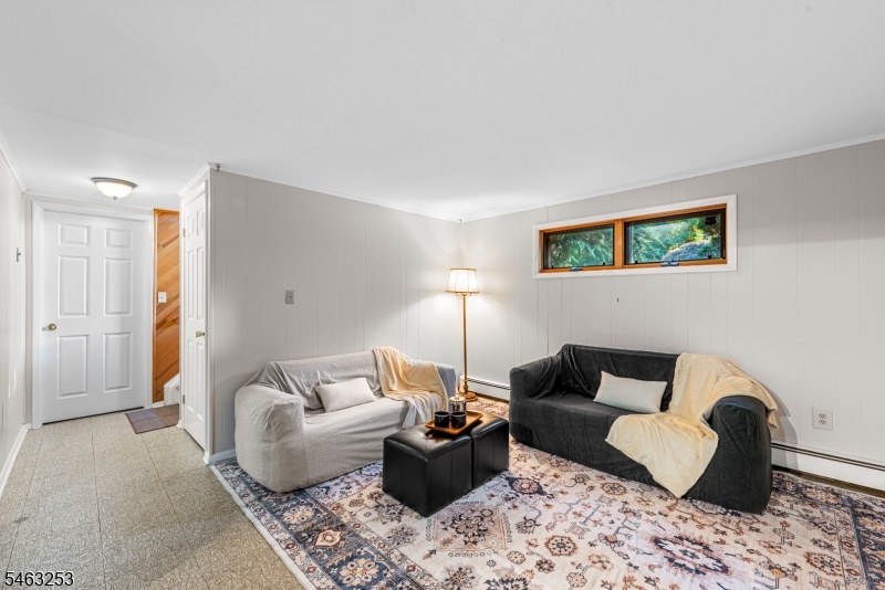 9 Mildred Avenue Hopatcong NJ 07874