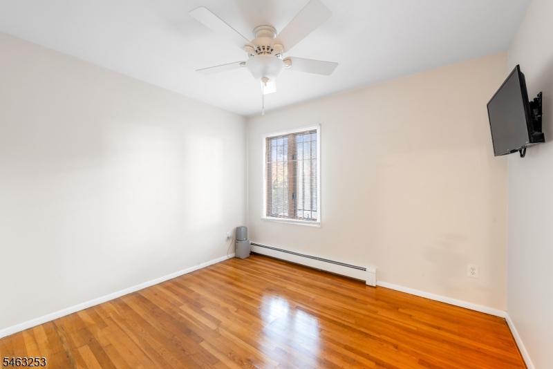 9 Mildred Avenue Hopatcong NJ 07874