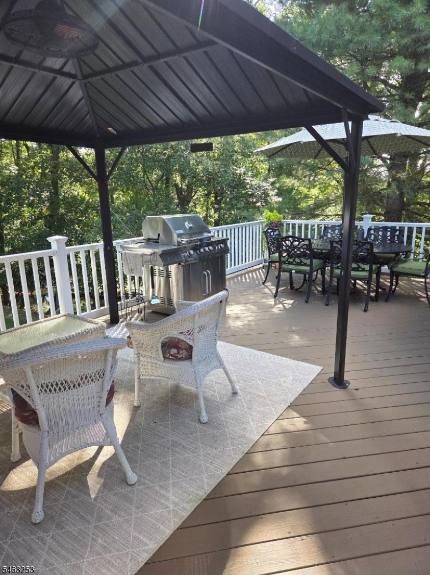 9 Mildred Avenue Hopatcong NJ 07874