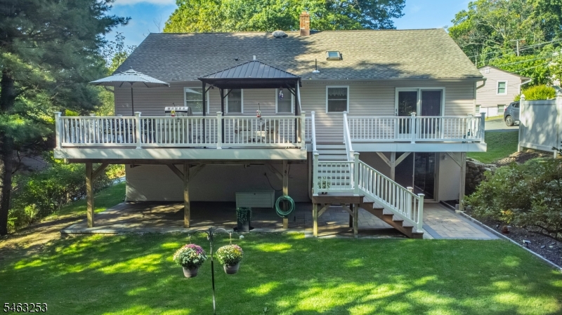 9 Mildred Avenue Hopatcong NJ 07874