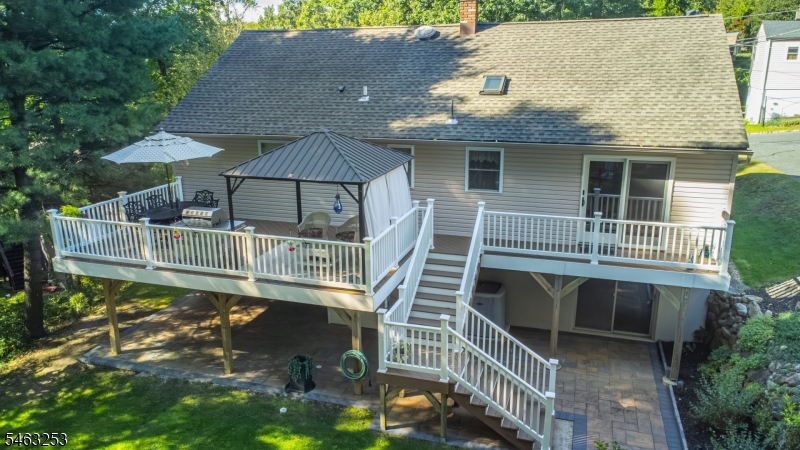 9 Mildred Avenue Hopatcong NJ 07874