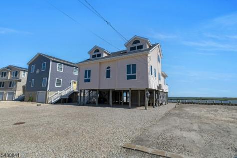237 Heron Road Tuckerton NJ 08087