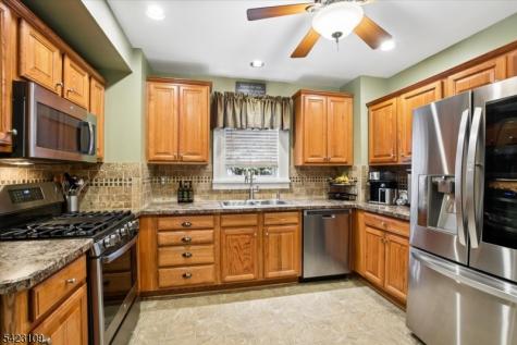 21 Edgewood Road Denville NJ 07834