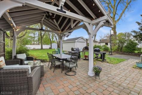 21 Edgewood Road Denville NJ 07834