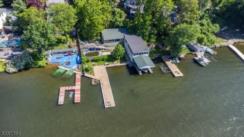 31 Cove Road Jefferson NJ 07849