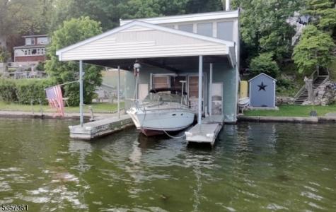 31 Cove Road Jefferson NJ 07849