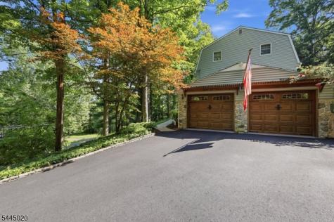 11 Cedar Lake Road Blairstown NJ 07825