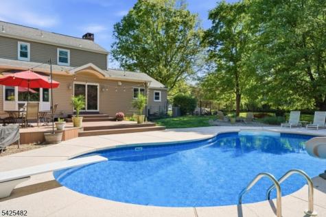 11 Barbara Drive Hillsborough NJ 08844