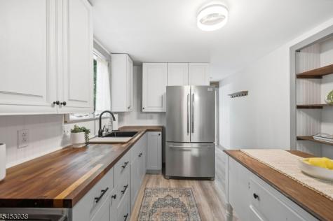 1 Woodland Avenue Mount Olive NJ 07828