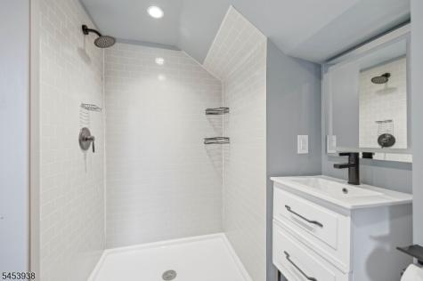 1 Woodland Avenue Mount Olive NJ 07828