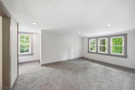 1 Woodland Avenue Mount Olive NJ 07828