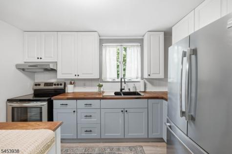 1 Woodland Avenue Mount Olive NJ 07828