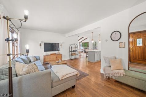 28 Mountain Avenue Bloomfield NJ 07003