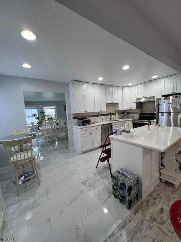 95 Hickory Street Carteret NJ 07008
