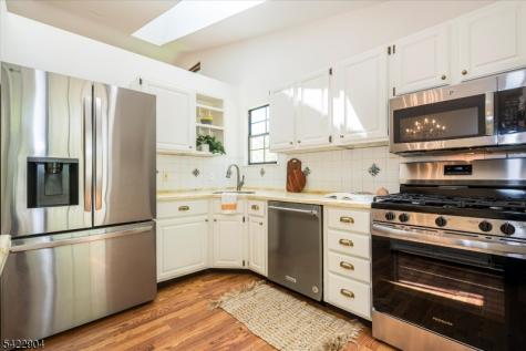 68 Susquehanna Trail Branchburg NJ 08876