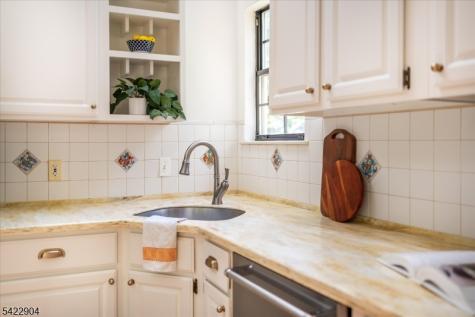 68 Susquehanna Trail Branchburg NJ 08876