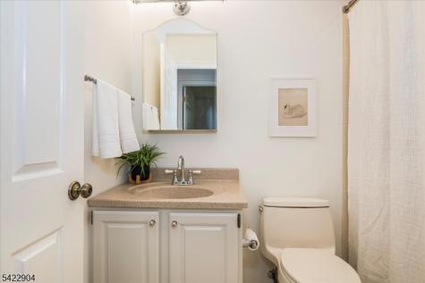 68 Susquehanna Trail Branchburg NJ 08876