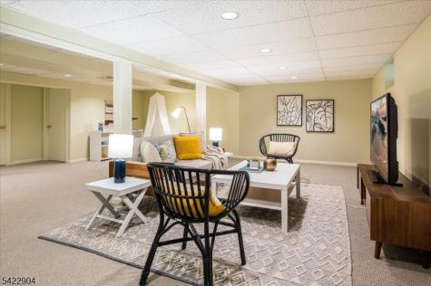 68 Susquehanna Trail Branchburg NJ 08876