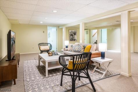 68 Susquehanna Trail Branchburg NJ 08876