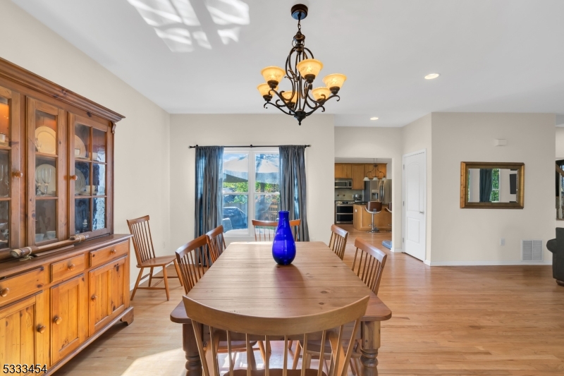 320 Ridge Boulevard Franklin NJ 08540