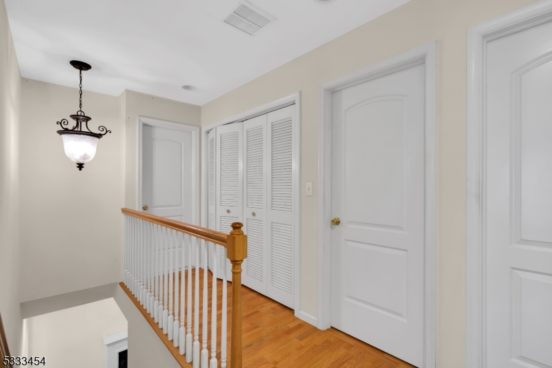 320 Ridge Boulevard Franklin NJ 08540
