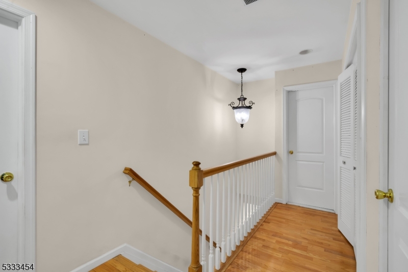 320 Ridge Boulevard Franklin NJ 08540
