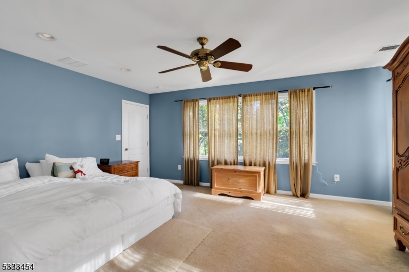 320 Ridge Boulevard Franklin NJ 08540