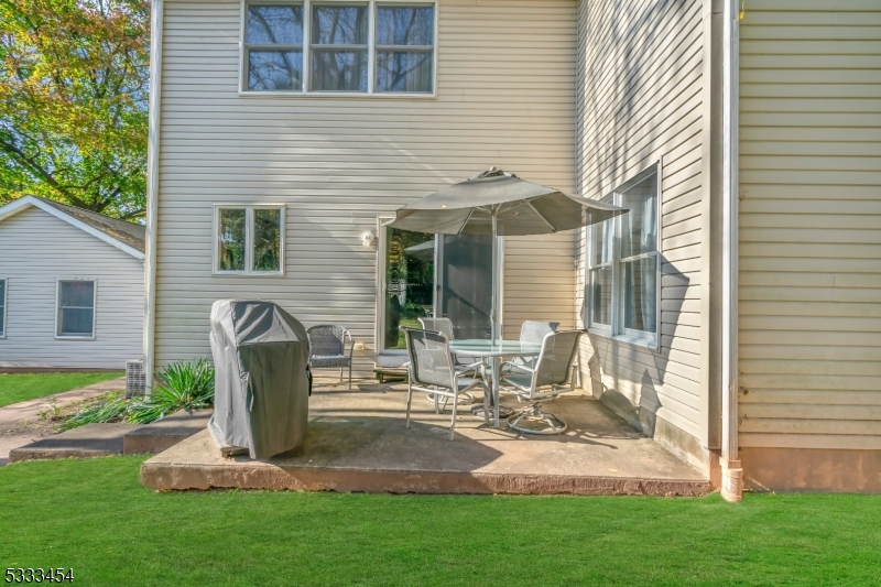 320 Ridge Boulevard Franklin NJ 08540