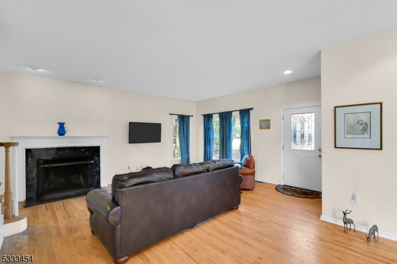 320 Ridge Boulevard Franklin NJ 08540